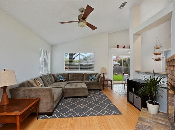 5th image of 2104 Rick Whinery Dr