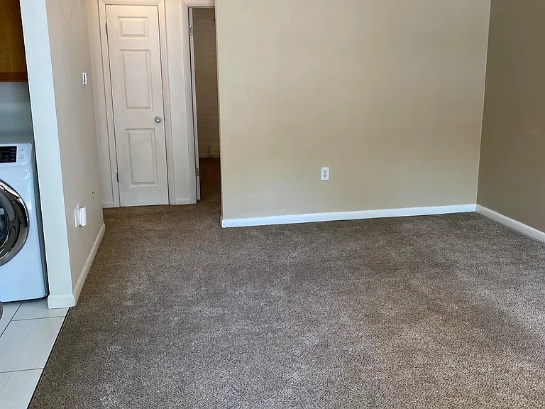 700 E Myrtle St #708 — Photo 6