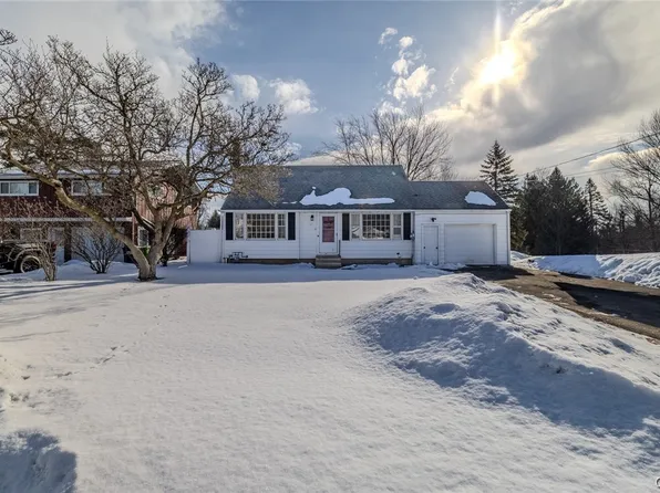 100 Sunset Dr, East Syracuse, NY 13057