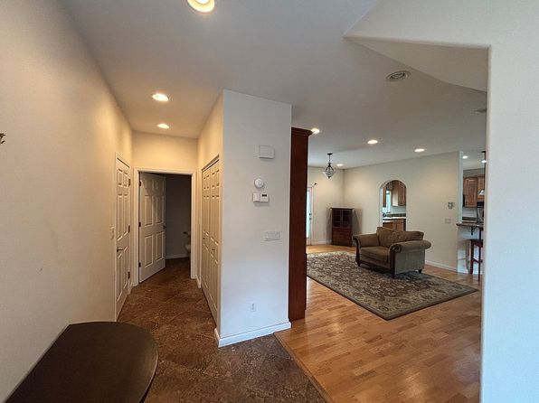 2831 Chief William Dr #18