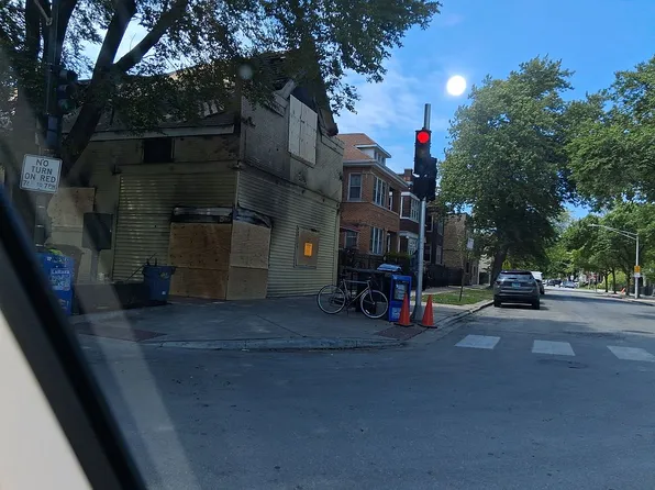 2601 W 43rd St, Chicago, IL 60632