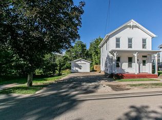 202 Adams St, Galena, IL 61036