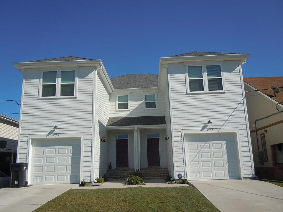 1st image of 6753 Bellaire Dr