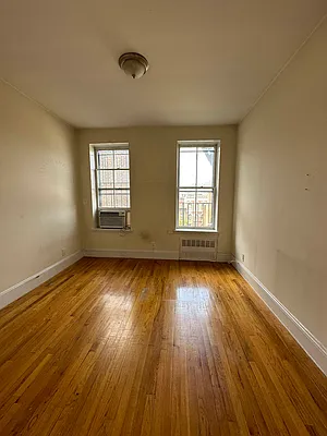 Rented by Waverly Realty Associates | media 14