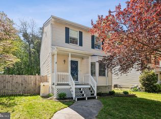 917 12th St, Pasadena, MD 21122
