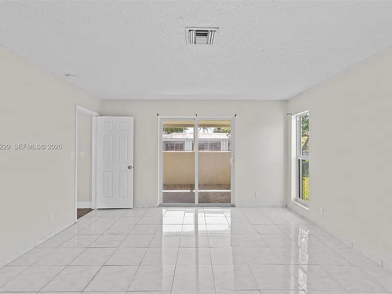 3165 NW 116th Ave — Photo 21