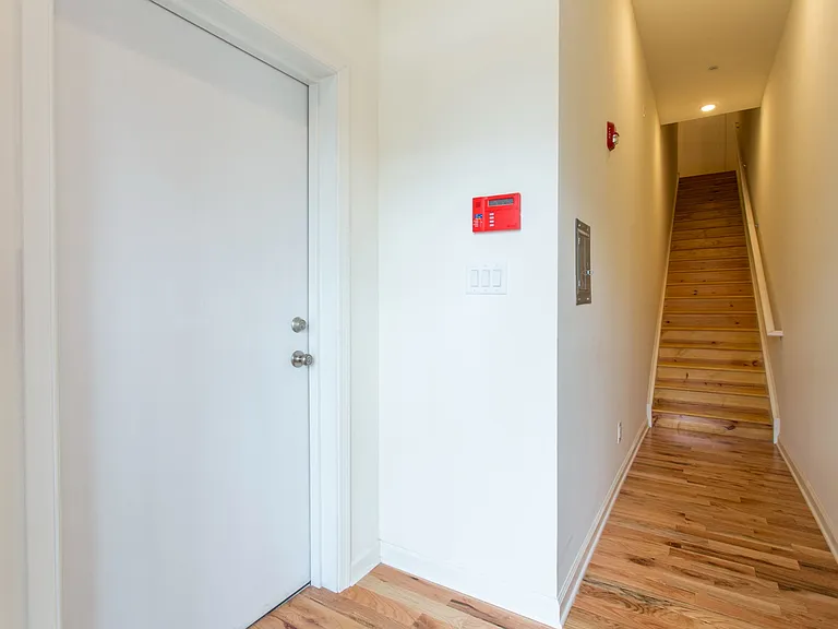 640 N 32nd St #1RR — Photo 18