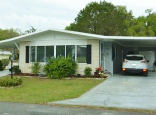 5662 Hancock Dr, Wildwood, FL 34785