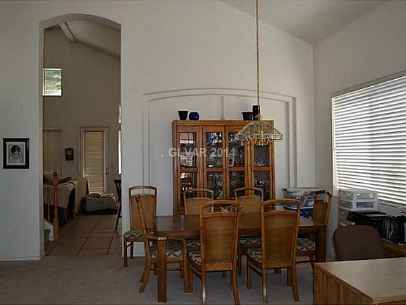 3rd image of 10667 Adamsong Ave