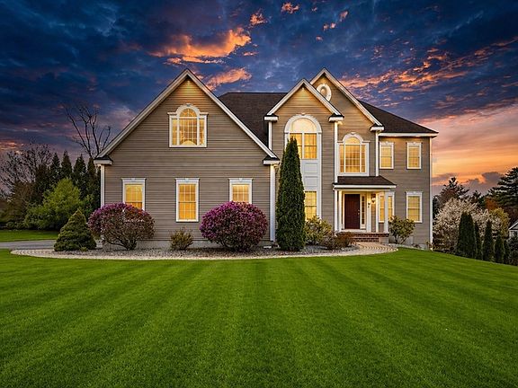 2nd image of 19 Crimson Dr