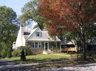 7 Donna Ln, Wayne, PA 19087