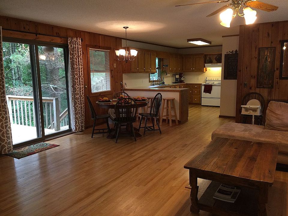 1st image of 461 Monticello Dr