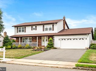 64 Peter Rafferty Dr, Hamilton, NJ 08690