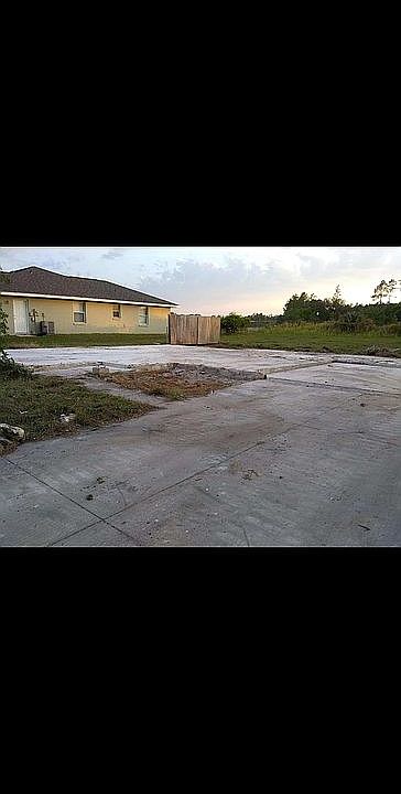 2nd image of 68 Bahia Trace Crse