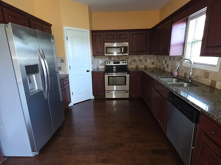1442 Cypress Ridge Dr — Photo 8