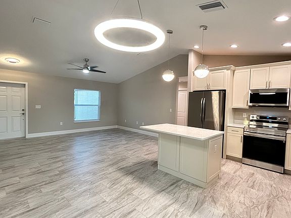 2nd image of 3278 Langmaid Ave