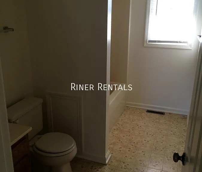 229 Wakefield Pl — Photo 7