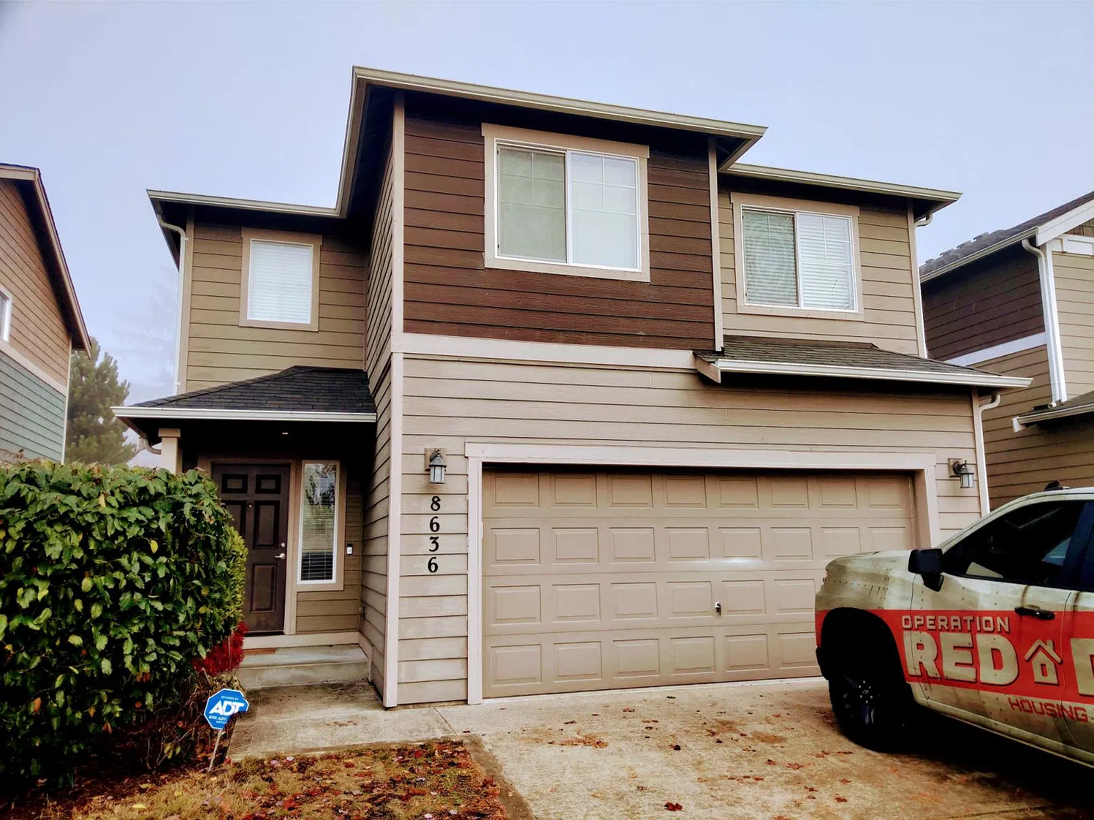 3 bed, 2.5 bath, 1614 sqft, $2,595 — Photo 2