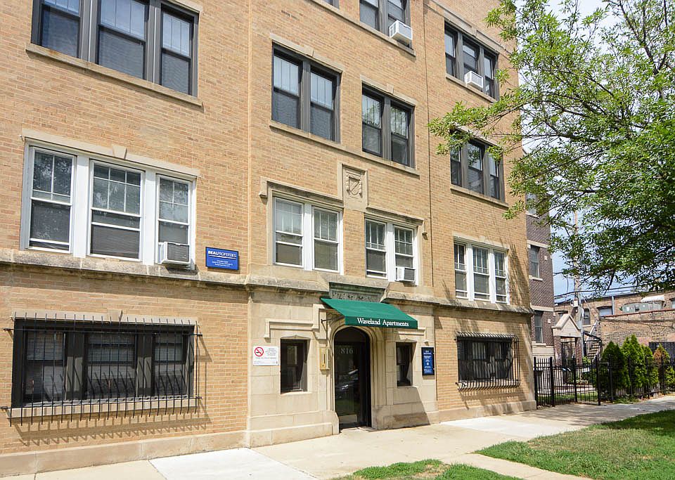 1st image of 816 W Waveland Ave APT 27