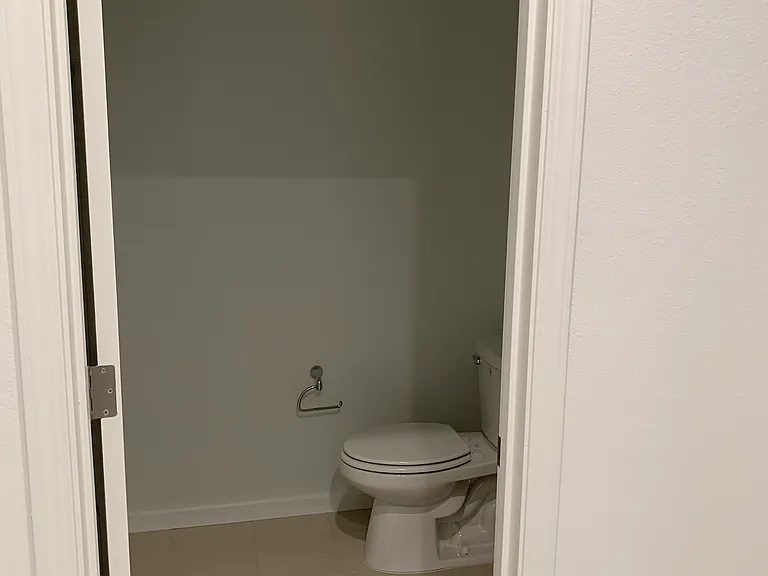 6081 Summerwind Dr — Photo 8