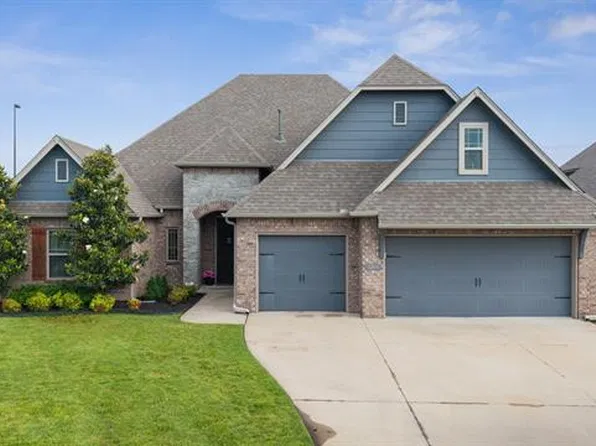 1205 W Dover St, Broken Arrow, OK 74012