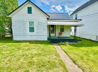 343 E Oak St, Covington, VA 24426