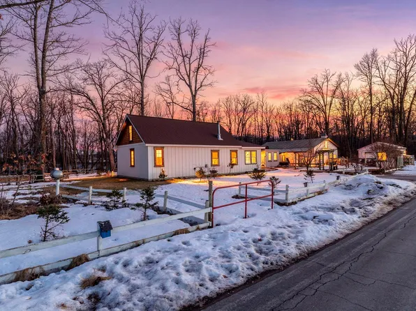 2071 Sherwood St, Mora, MN 55051