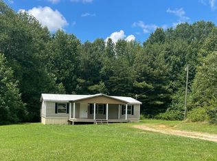 943 Collins Rd, Cleveland, GA 30528