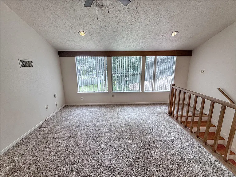 13103 Holston Hills Dr — Photo 31