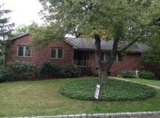 41 Sunset Rd, Demarest, NJ 07627