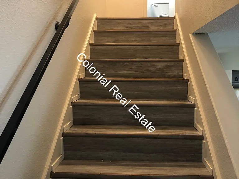 805 Laurelwood Dr — Photo 7