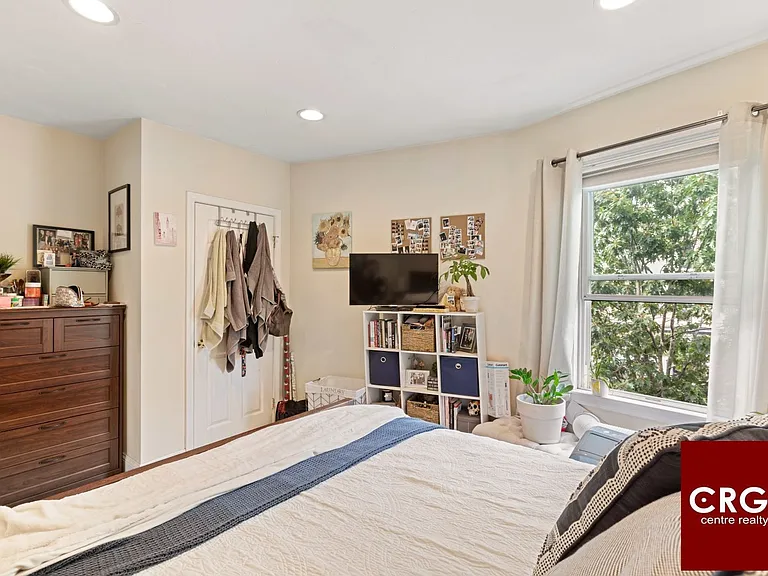 578 Washington St #2 — Photo 9