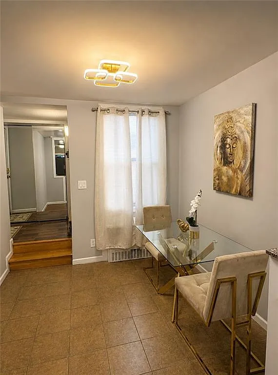 1 bed, 1.0 bath, 1540 sqft, $2,000 — Photo 2