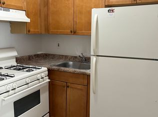 19 Sierra Ct, Coram, NY 11727