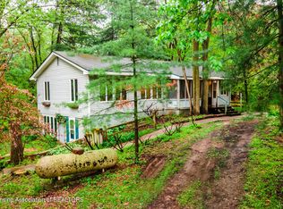 5640 Fleming Rd, Fowlerville, MI 48836