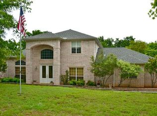 183 Brave Eagle Trl, Decatur, TX 76234