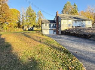 103 Steele Rd, Camillus, NY 13031