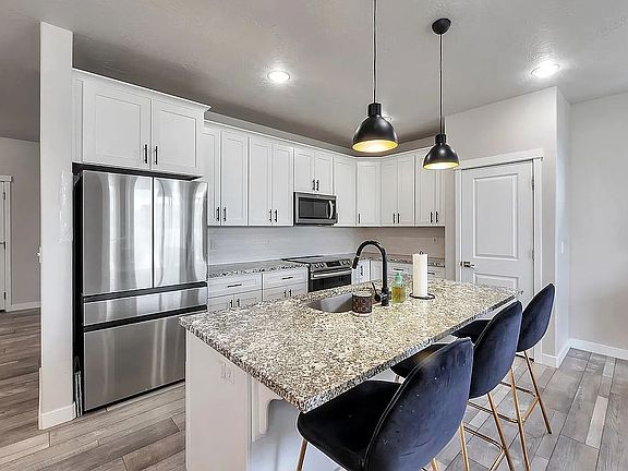 Kitchen, new appliances