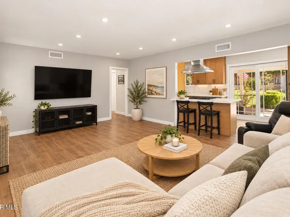 17610 Scherzinger Ln, Santa Clarita, CA 91387