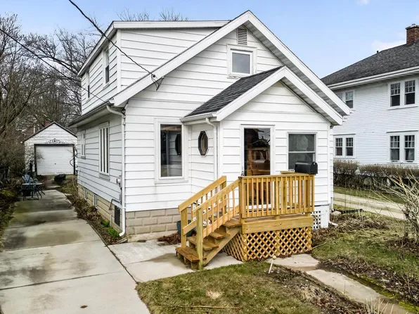 620 N 5th STREET, Manitowoc, WI 54220
