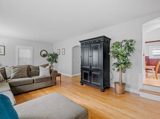 989 Union St, Manchester, NH 03104