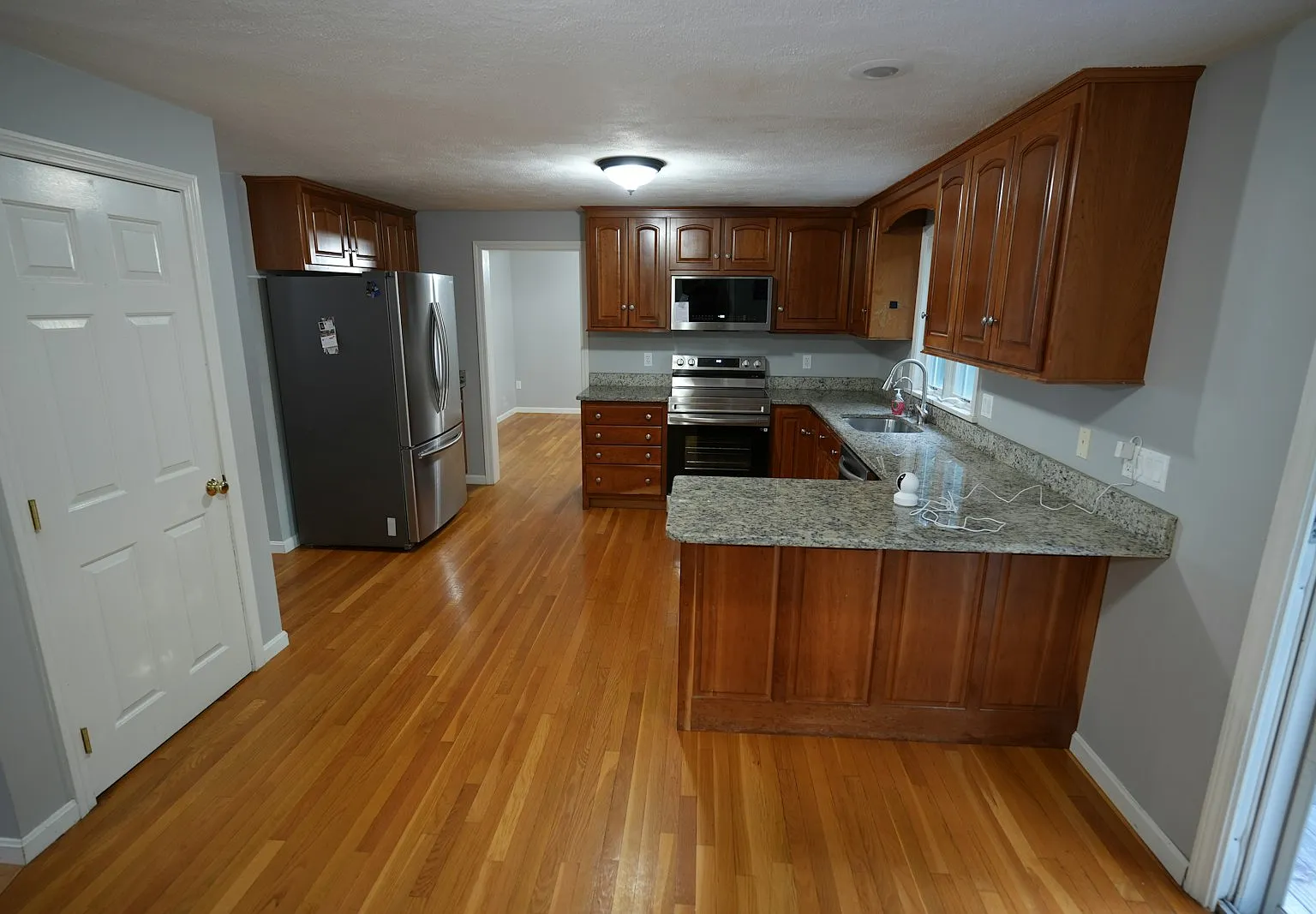 4 Seneca Ln — Photo 3