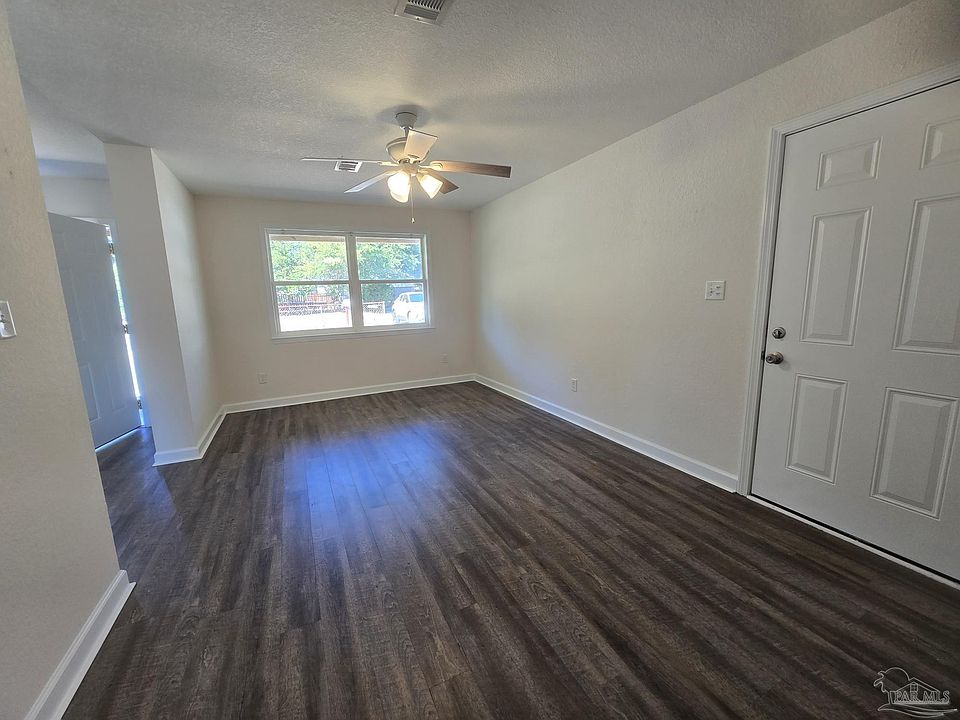1st image of 517 Chaseville St #517