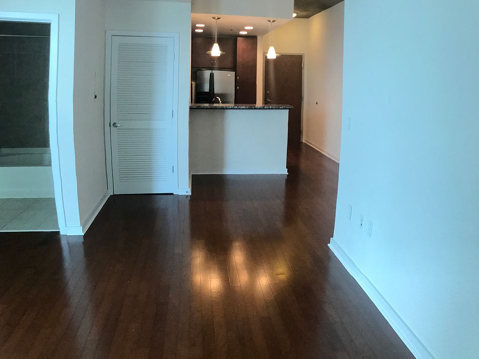 2nd image of 860 Peachtree St NE