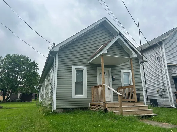 514 College Ave, Grove City, PA 16127