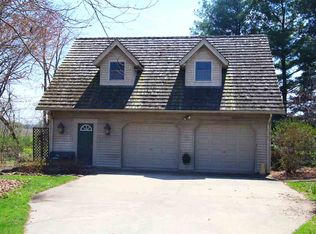 5256 E Willow Ct, Monticello, IN 47960