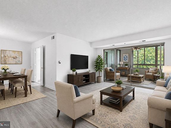 2nd image of 14805 Pennfield Cir APT 412