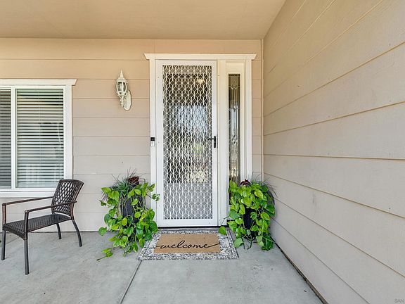 5th image of 10155 Conejo Ln