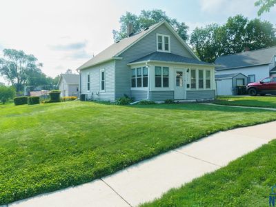 2700 S Glass St, Sioux City, IA, 51106