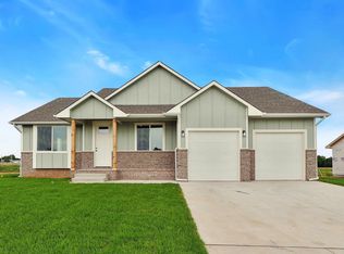 5424 W 42nd St S, Wichita, KS 67215